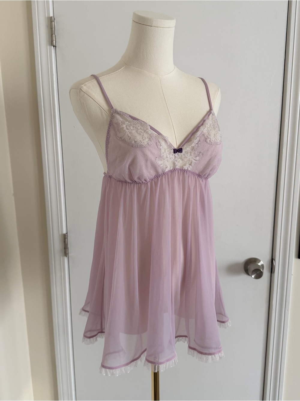 Victorias Secret Lavender Dainty Lace Sheer Slip Lingerie Nightgown Dress